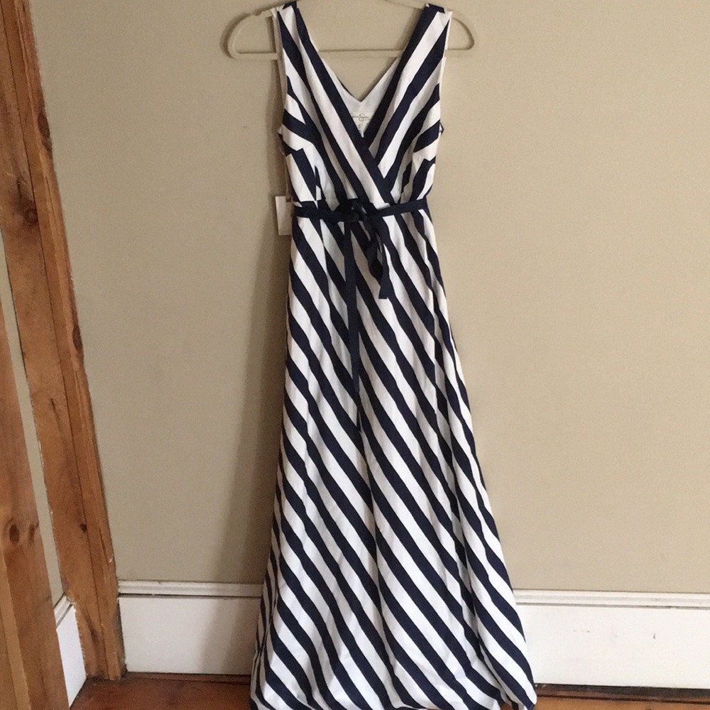 NWT Jessica Simpson maternity dress